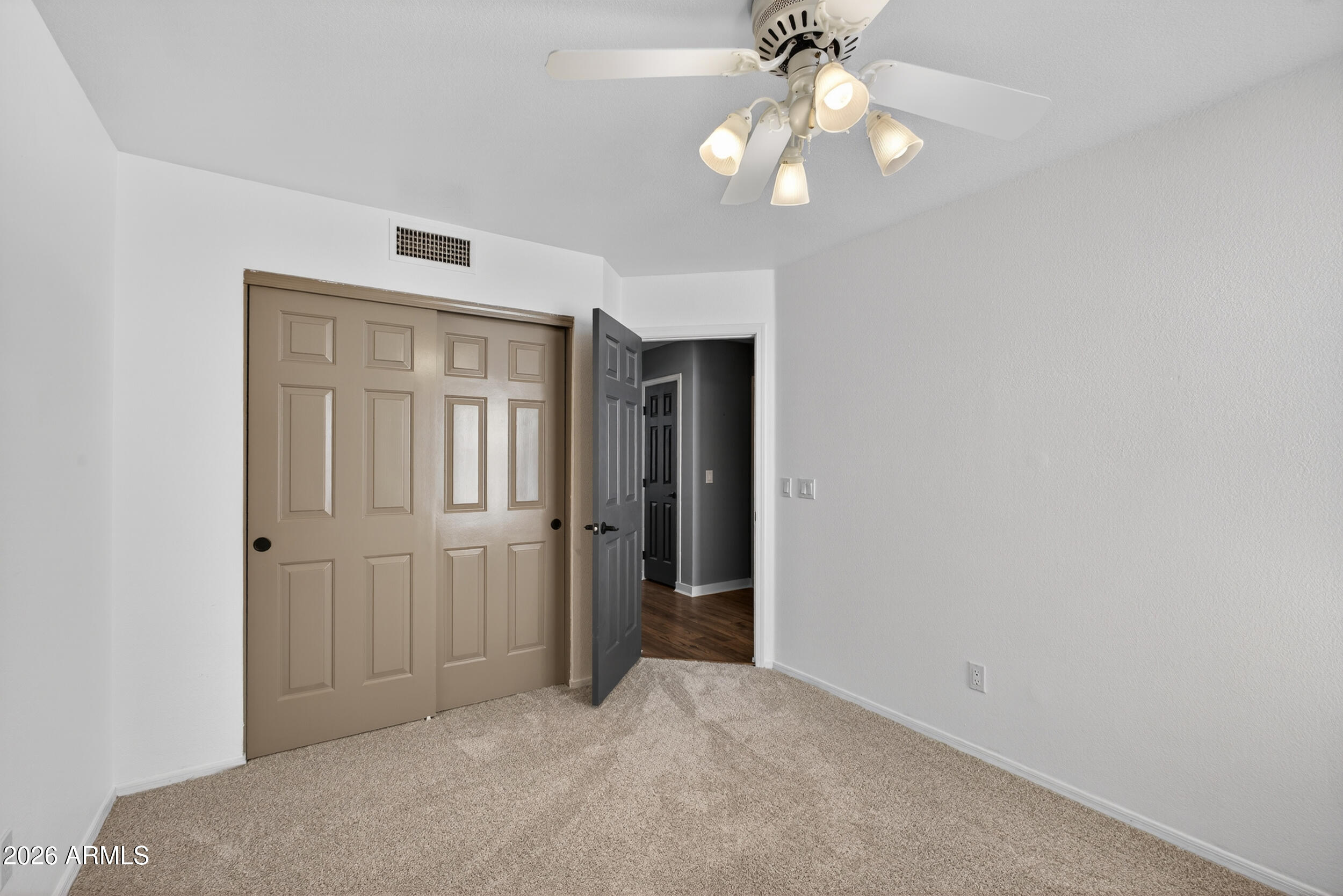 3955 N RANIER