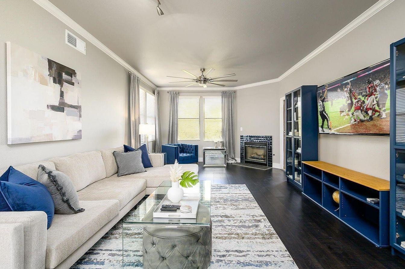 19777 N 76th Street Apt 3229