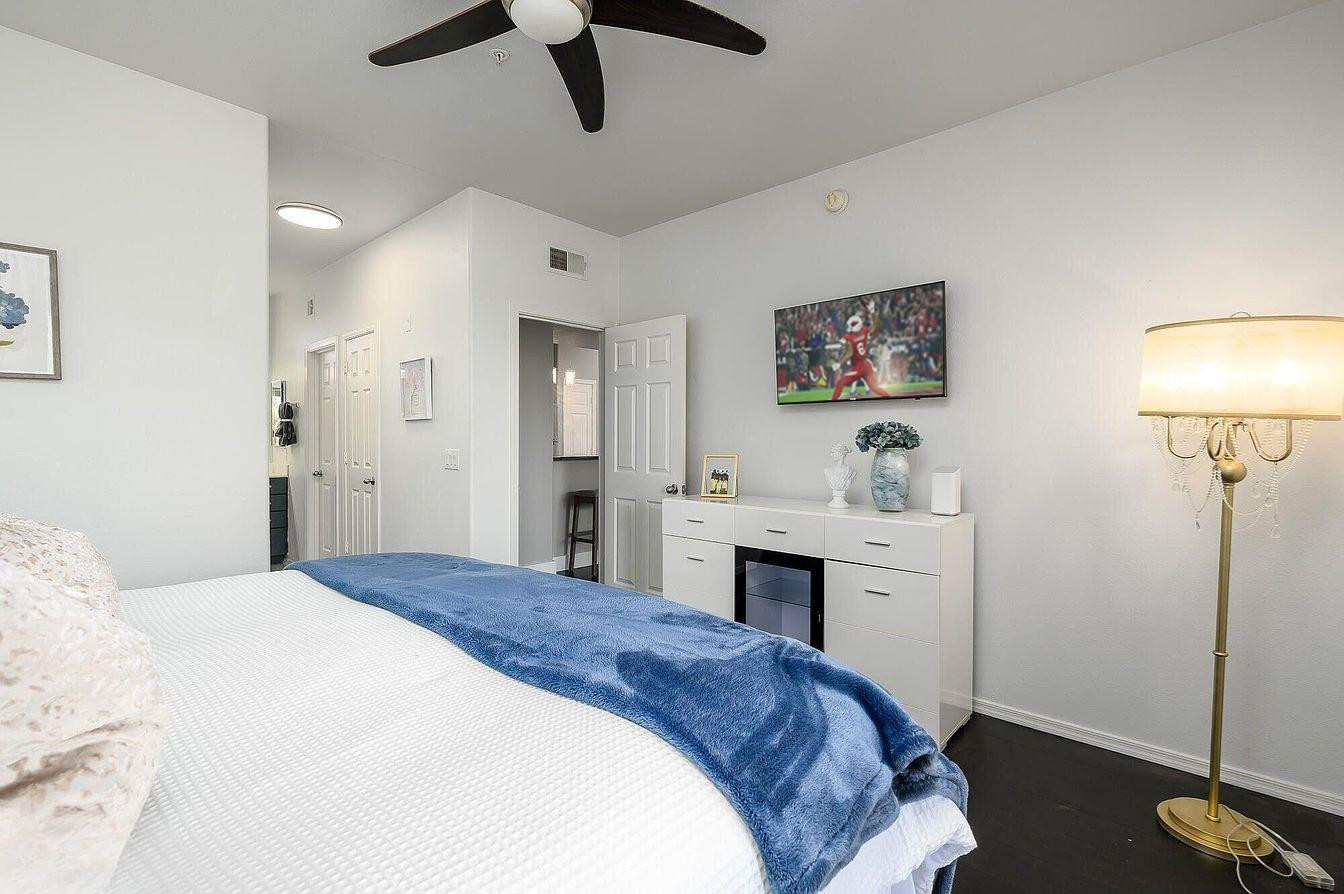 19777 N 76th Street Apt 3229