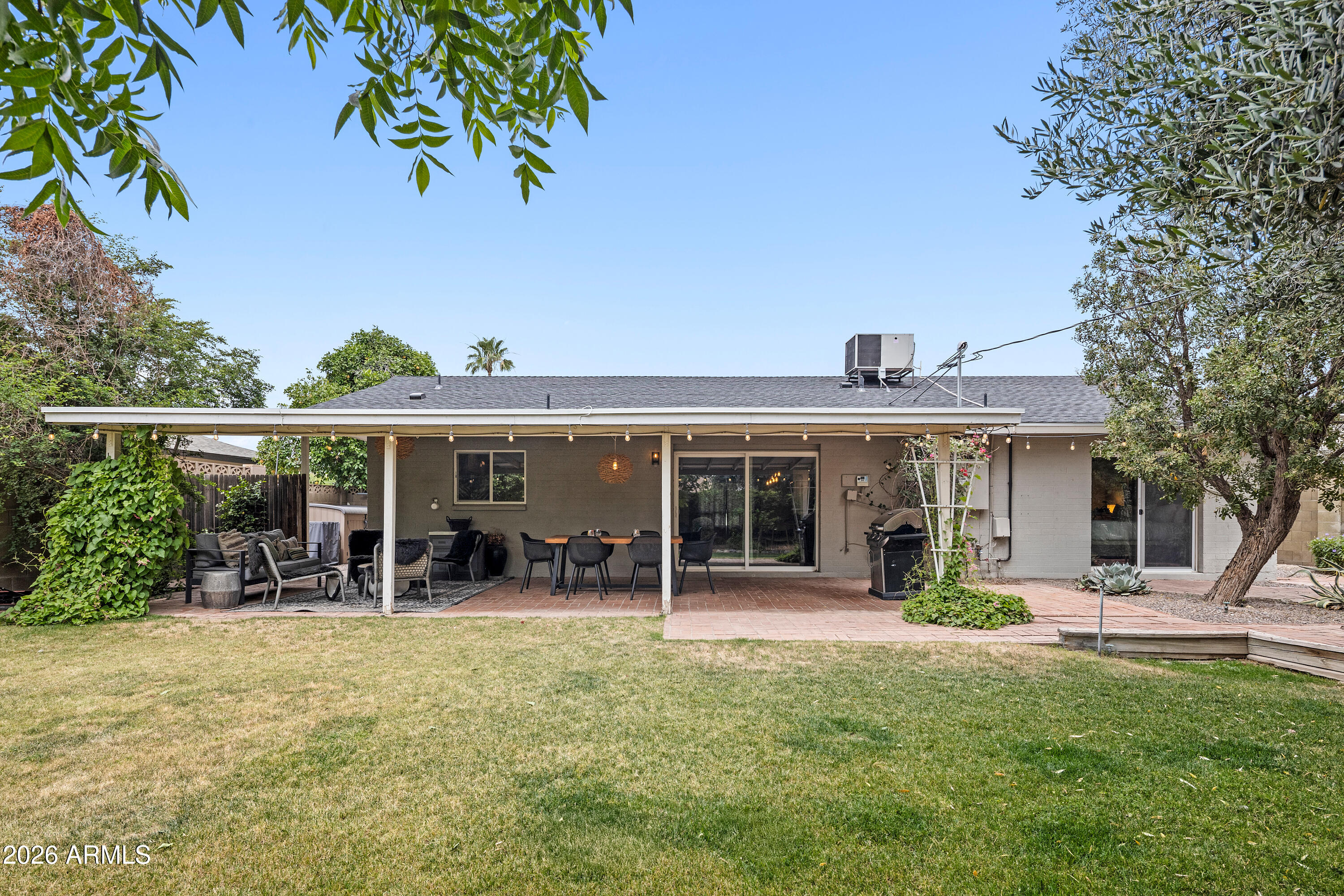 8543 E MITCHELL Drive