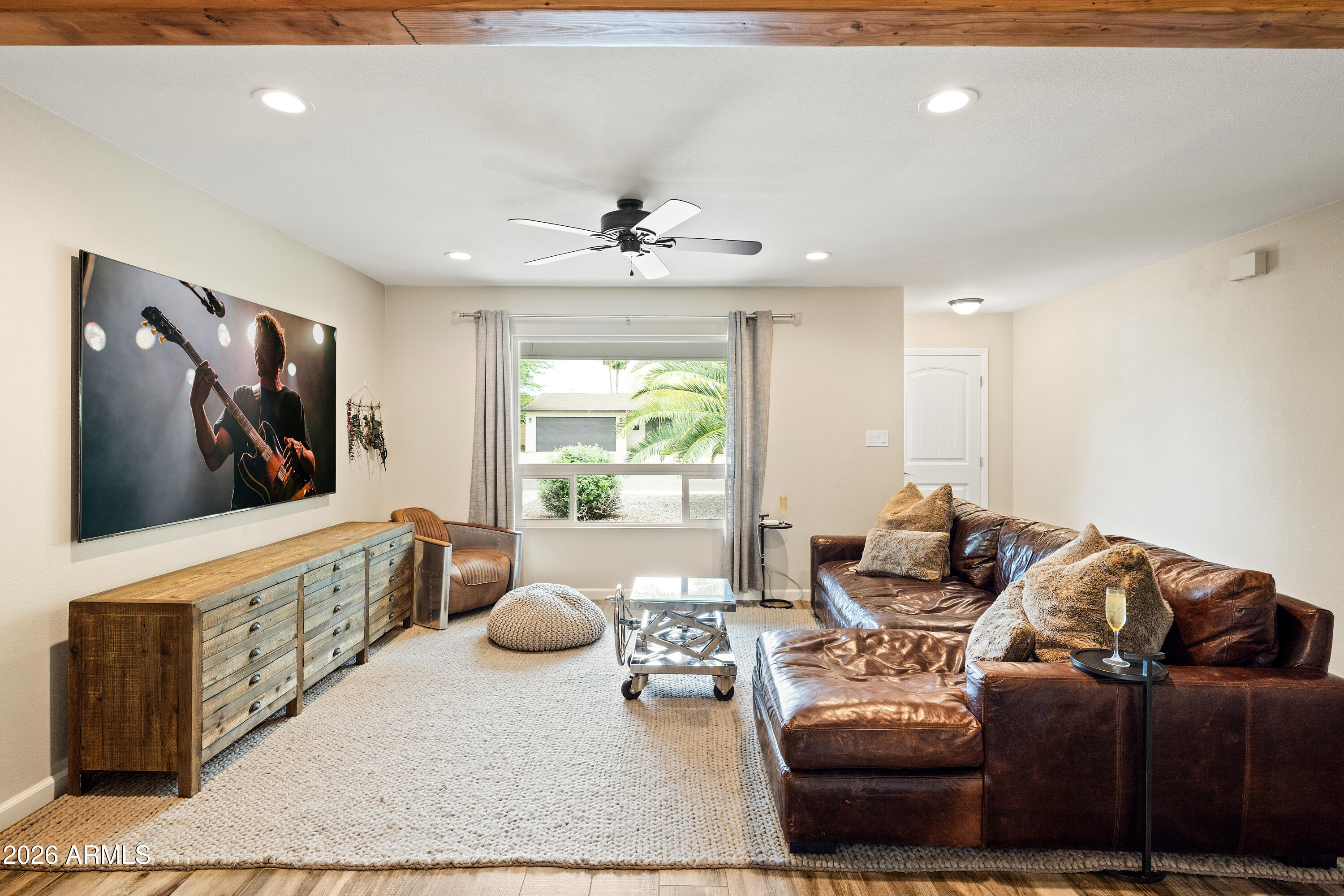 8543 E MITCHELL Drive