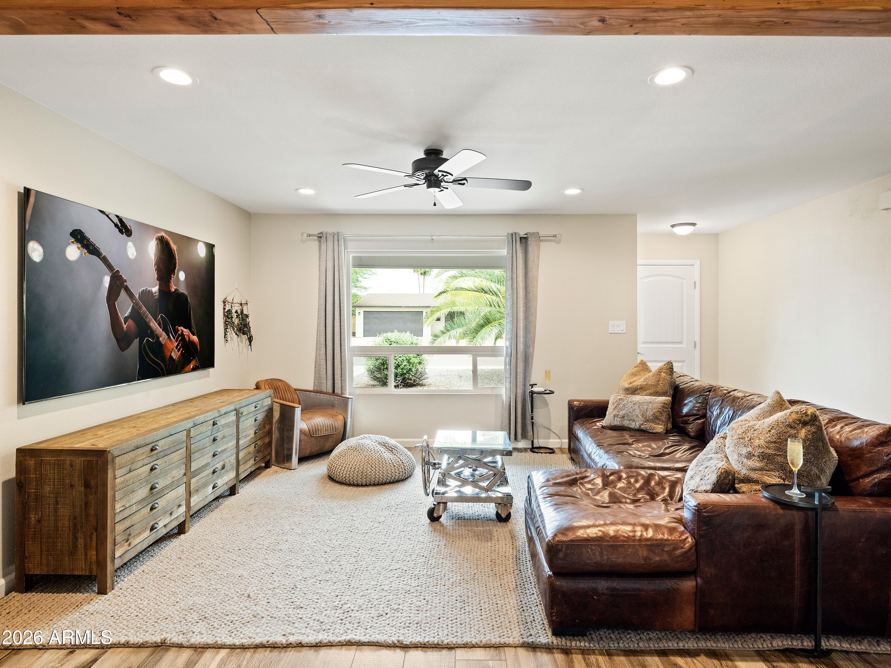 8543 E MITCHELL Drive