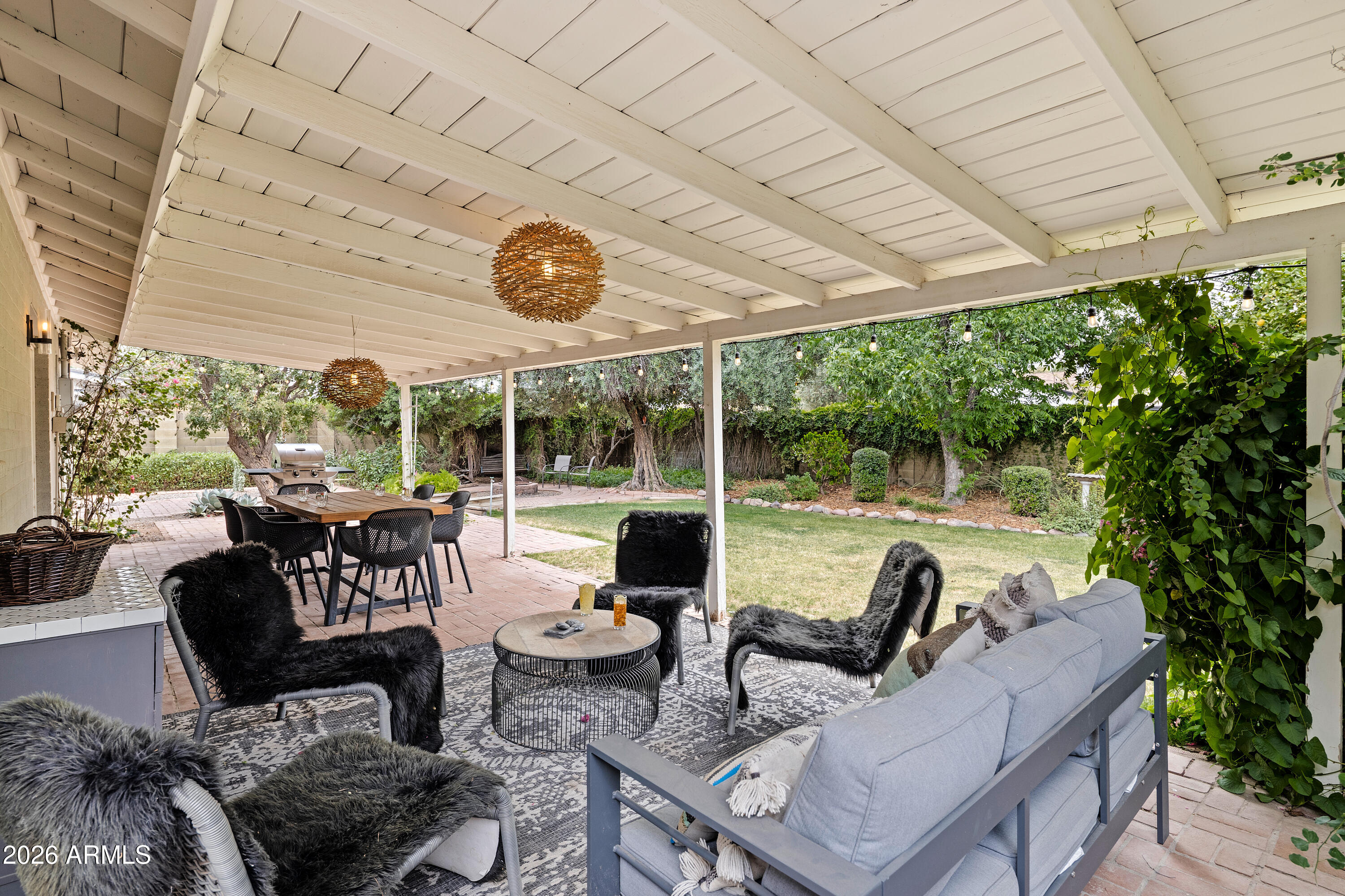 8543 E MITCHELL Drive