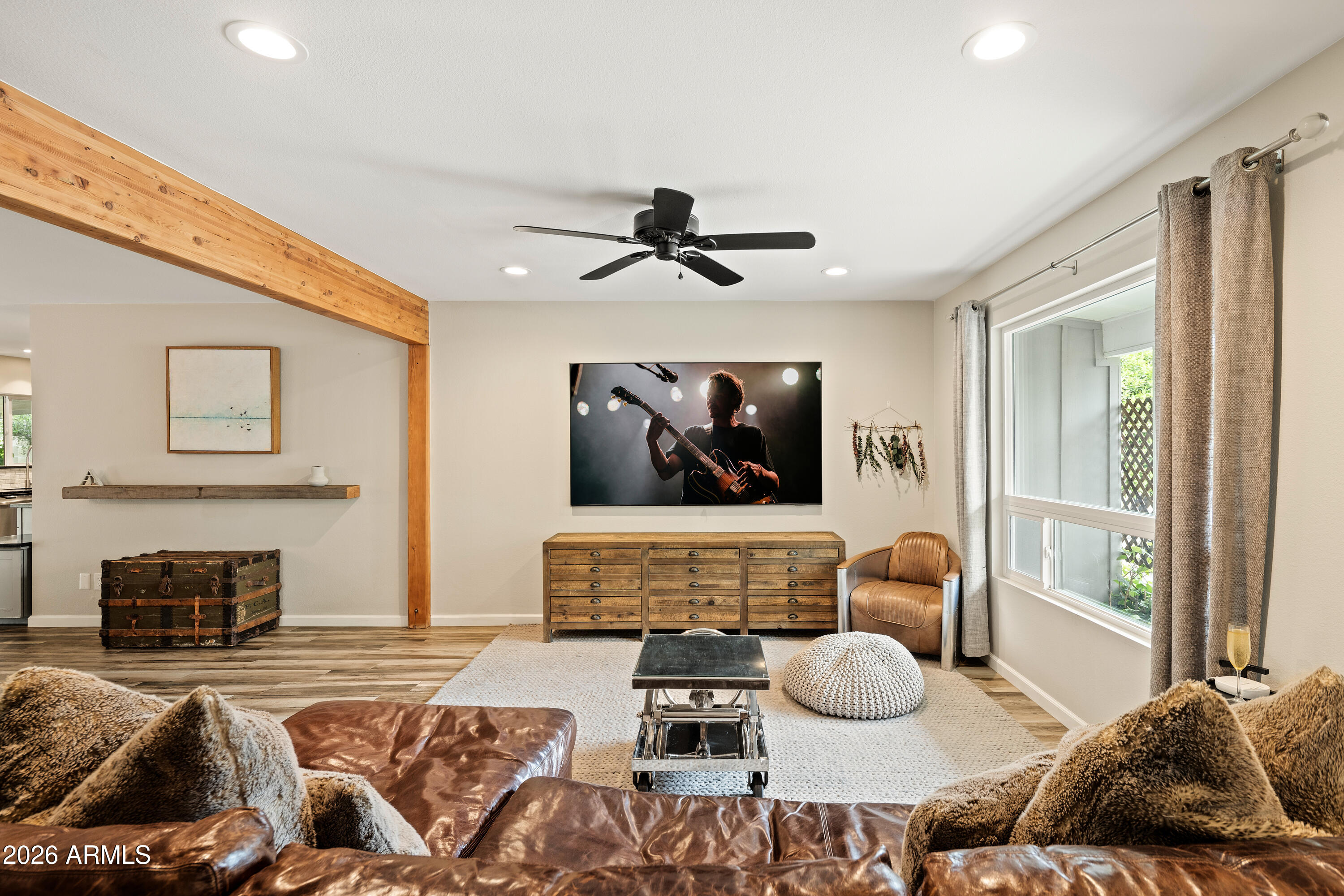 8543 E MITCHELL Drive