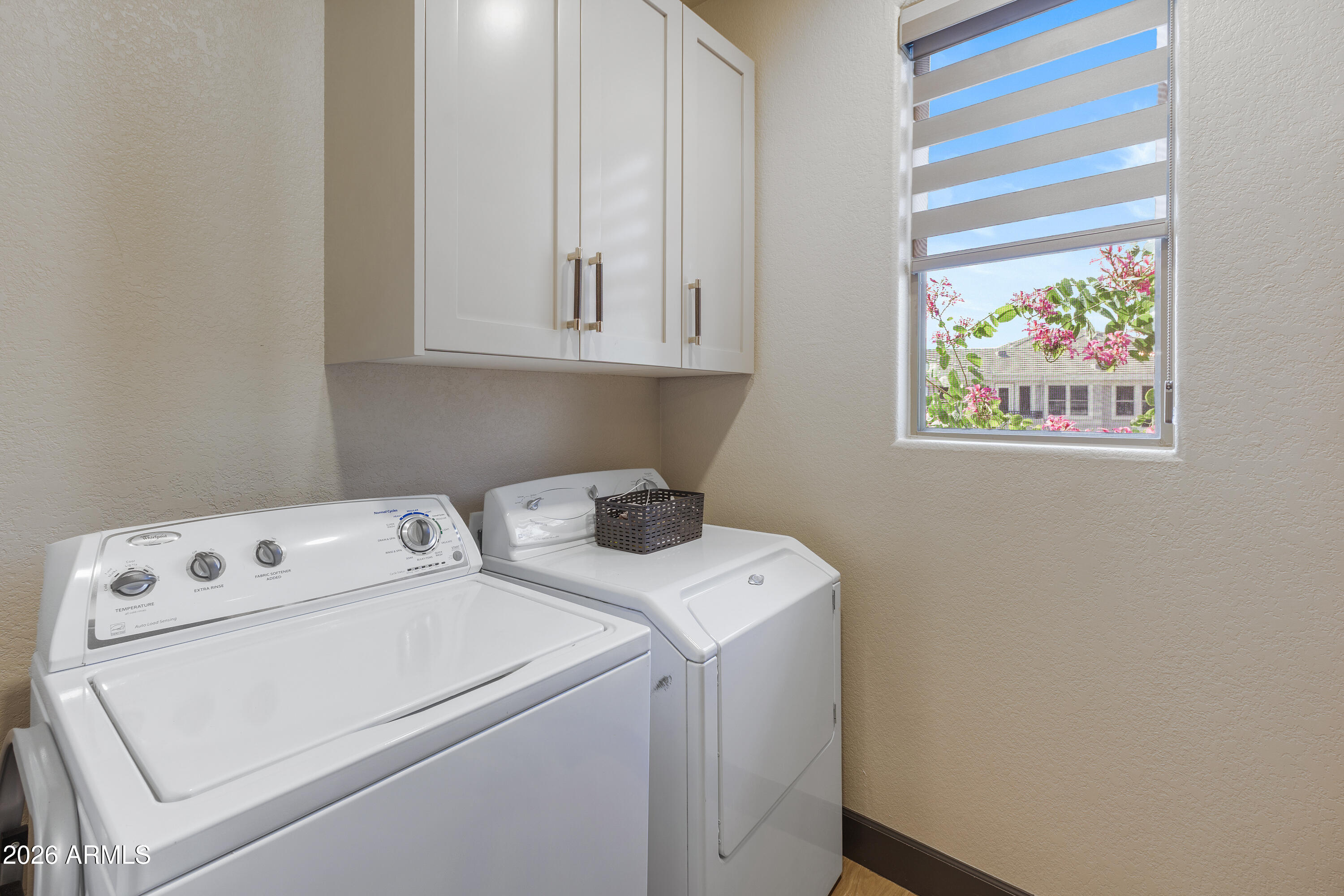 15221 N CLUBGATE Drive 2077