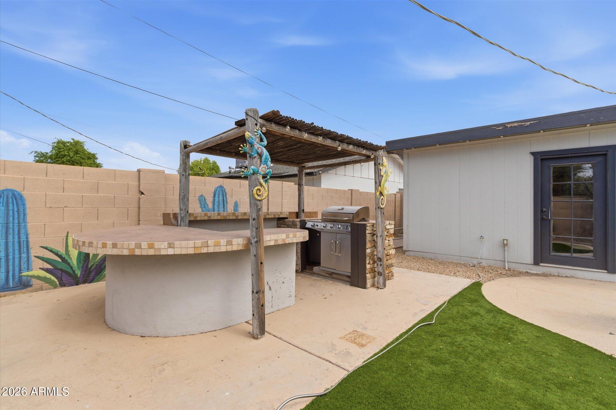 8330 E MONTE VISTA Road