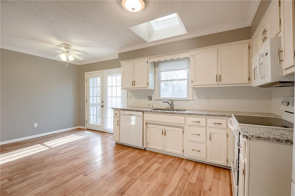 8019 N Brooklyn Avenue