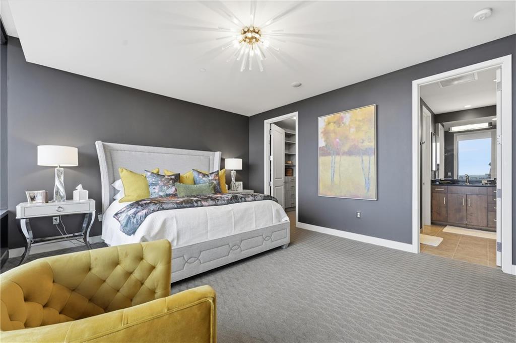 700 W 31st Street Unit: 1502