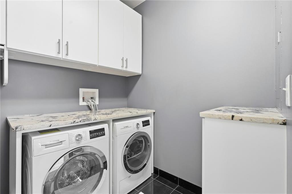 700 W 31st Street Unit: 1502