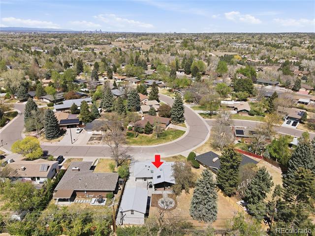 3632 E Lake Way