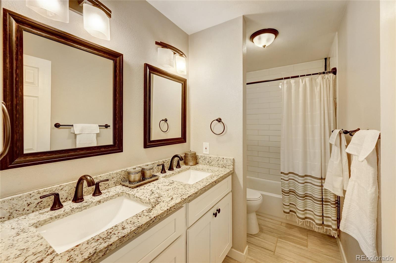 11648 Community Center Drive Unit: 111