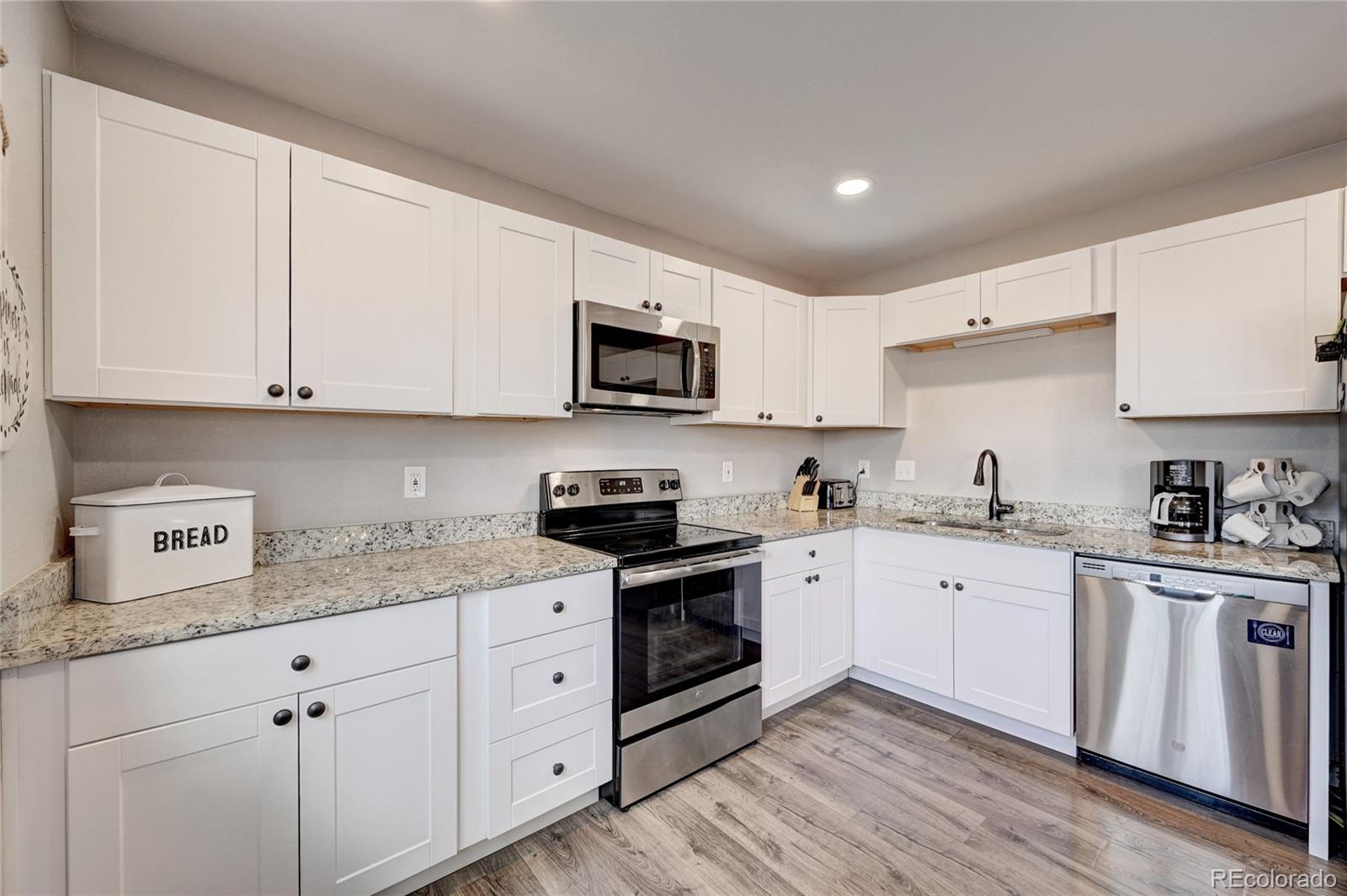 11648 Community Center Drive Unit: 111