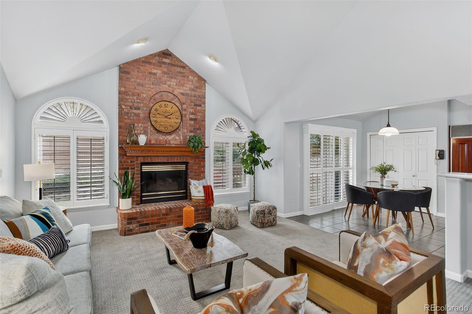 10316 Meade Loop