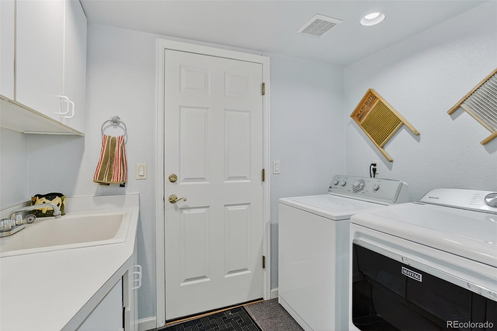 10316 Meade Loop