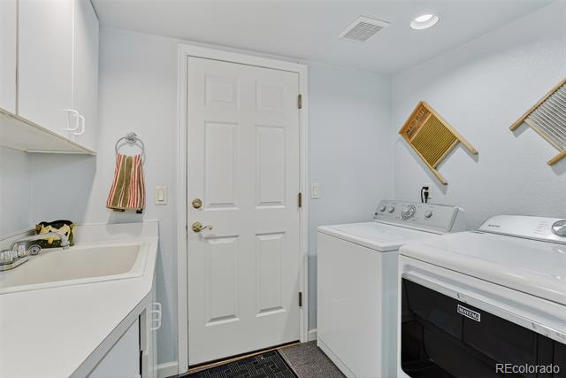 10316 Meade Loop
