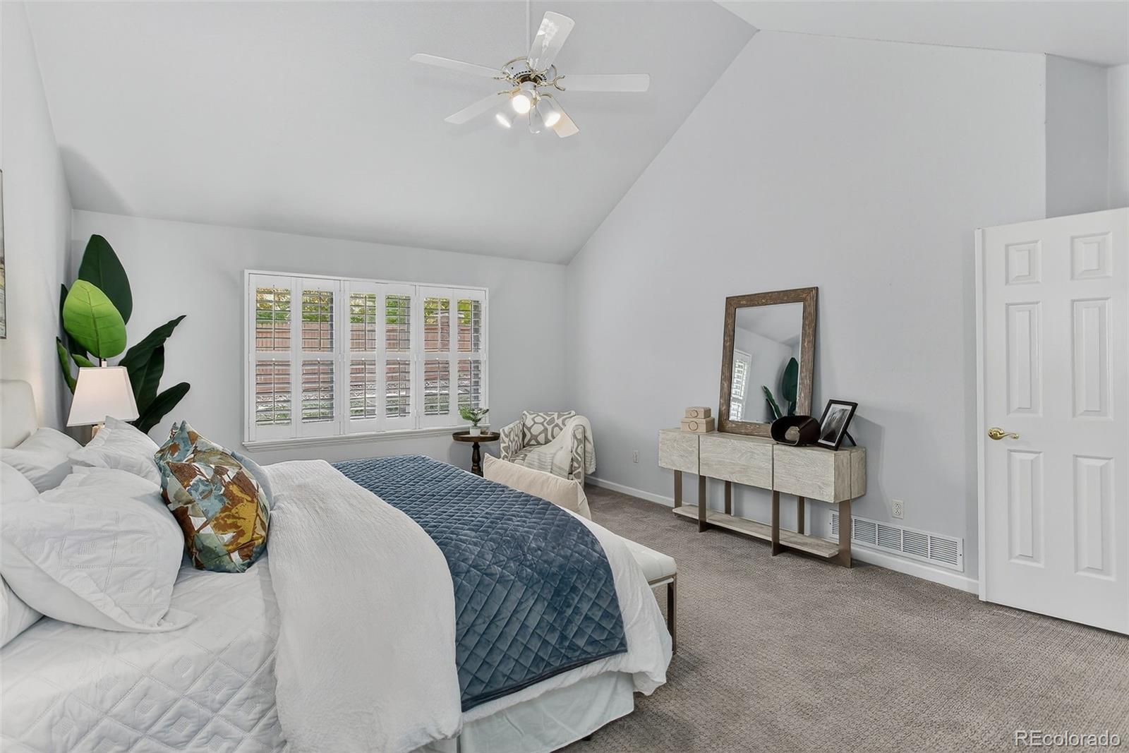 10316 Meade Loop