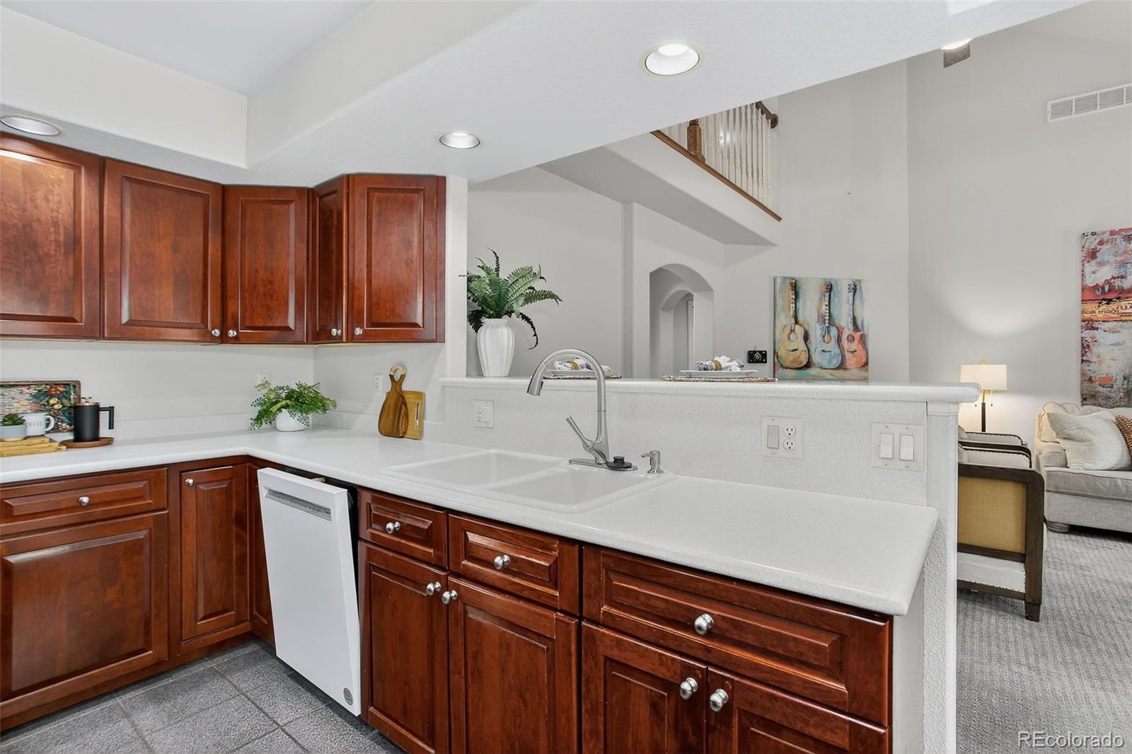 10316 Meade Loop