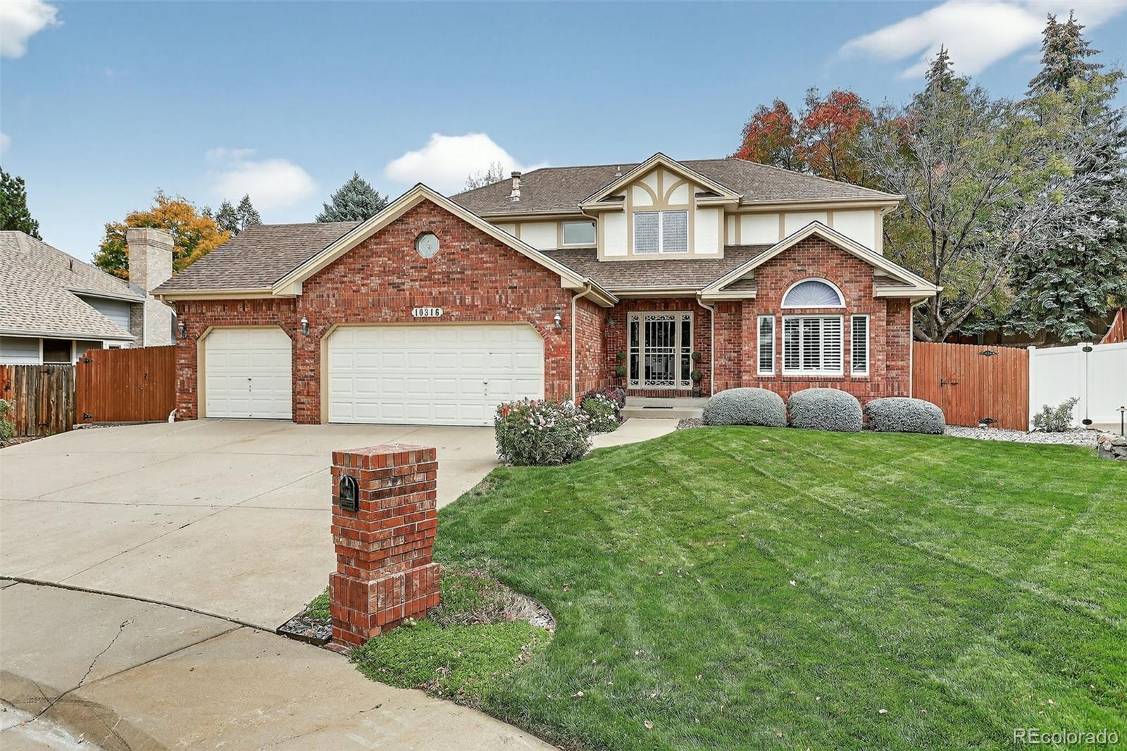 10316 Meade Loop