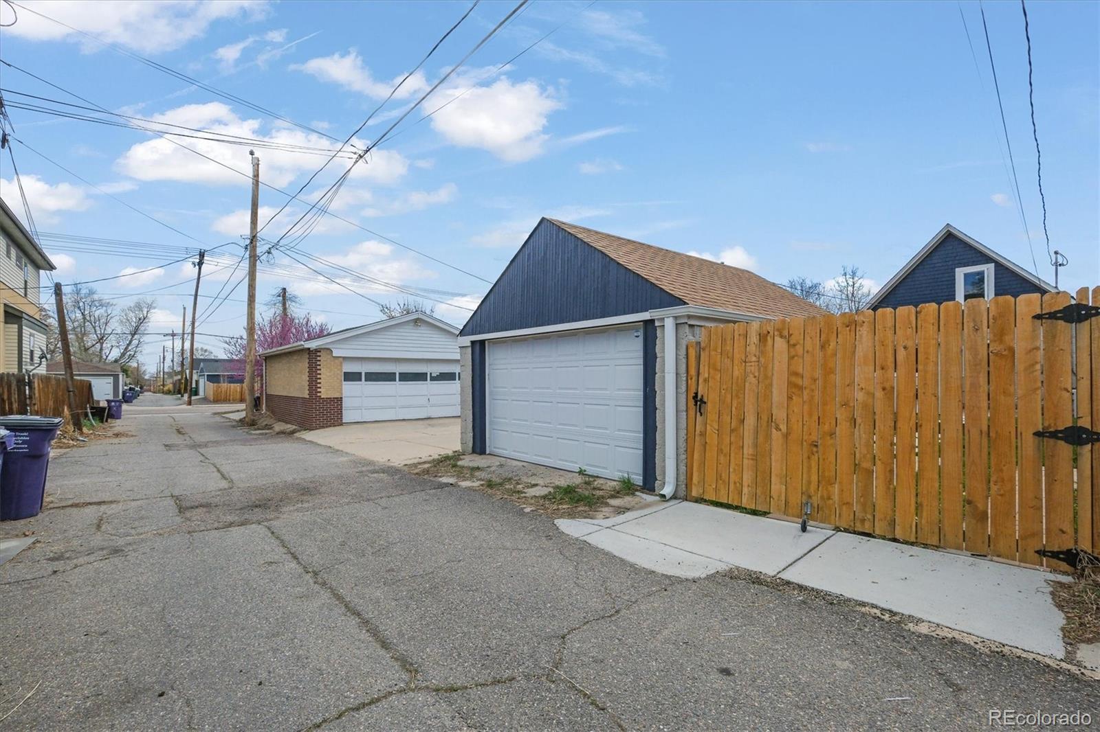 3317 W 37th Avenue