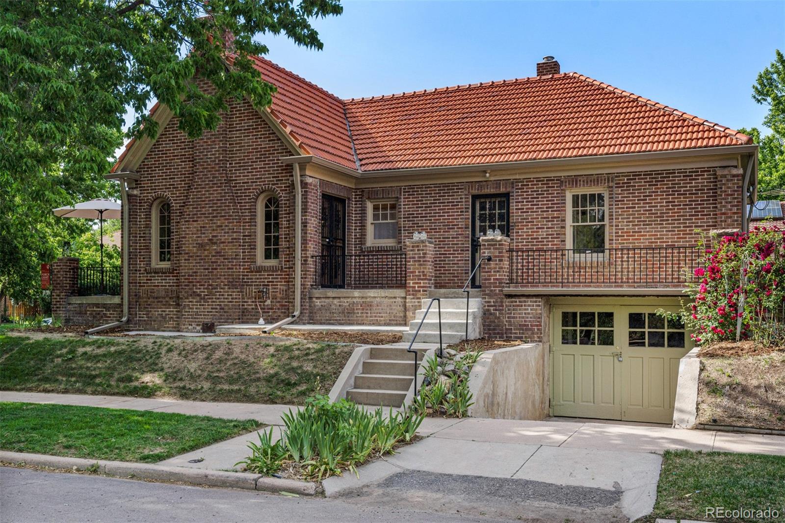 1600 Jasmine Street