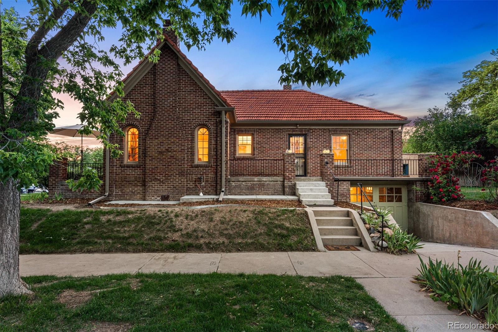 1600 Jasmine Street