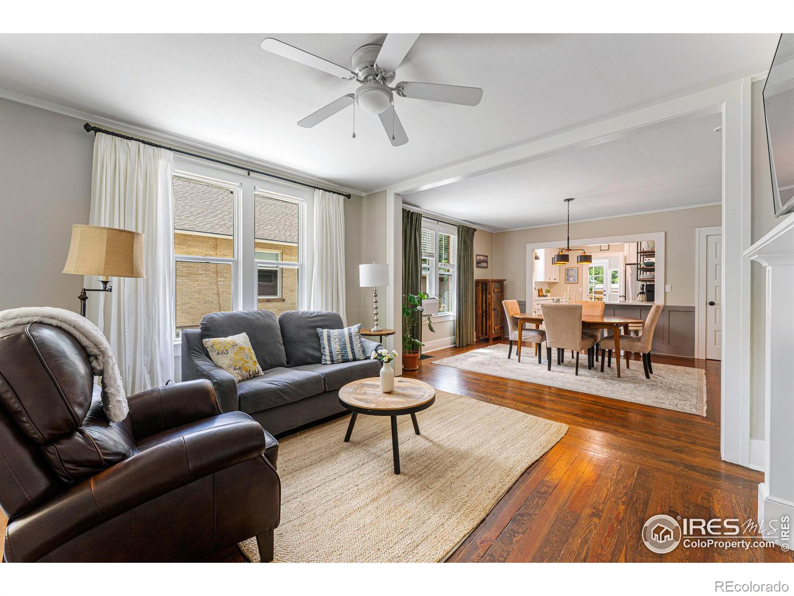 725 E 4th Street