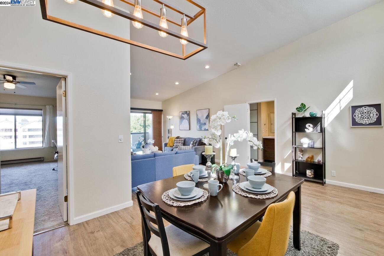 398 Parrott St # 304