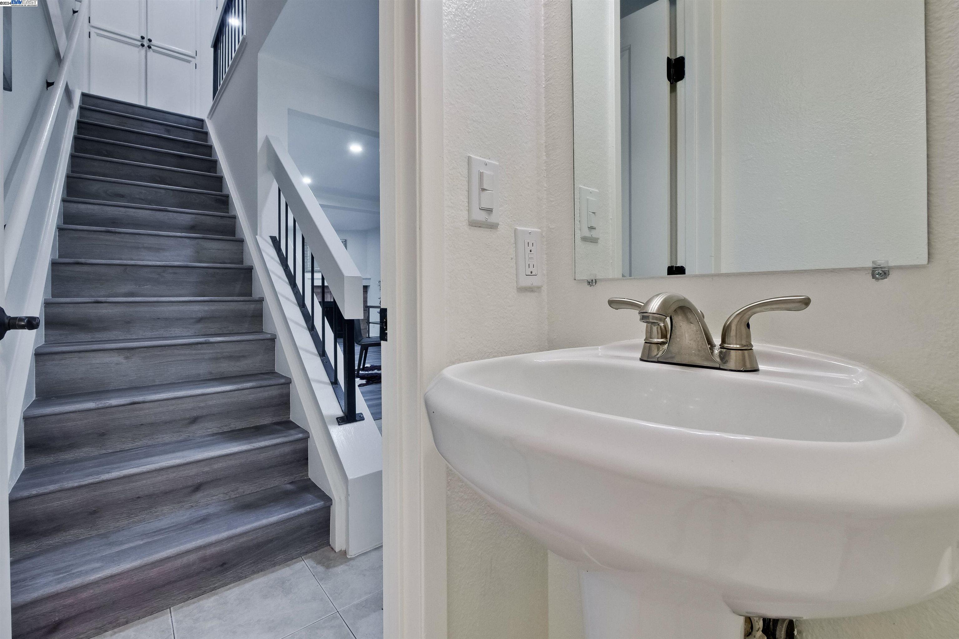 6267 Joaquin Murieta Ave # D