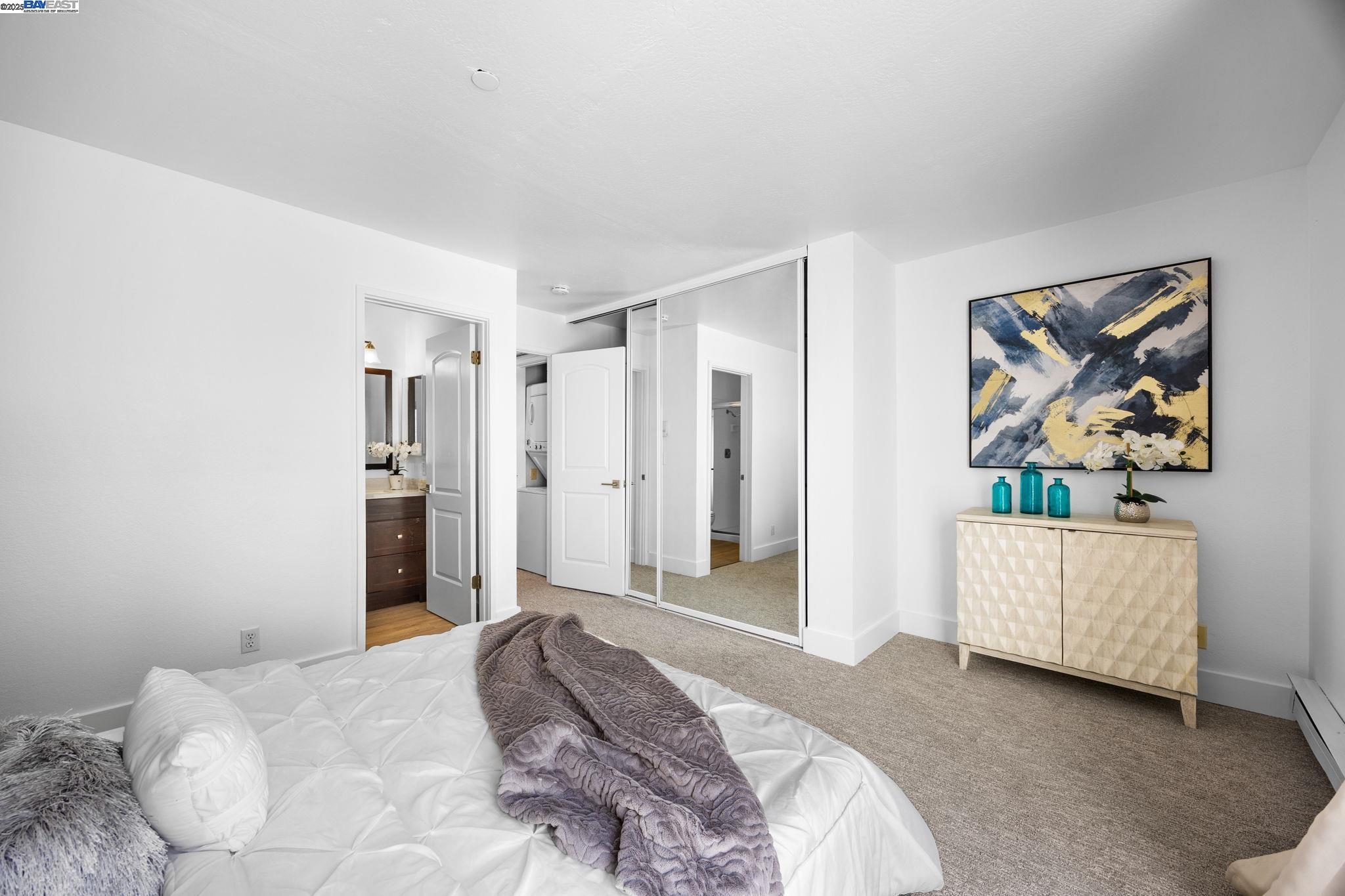 39455 Albany Common # V