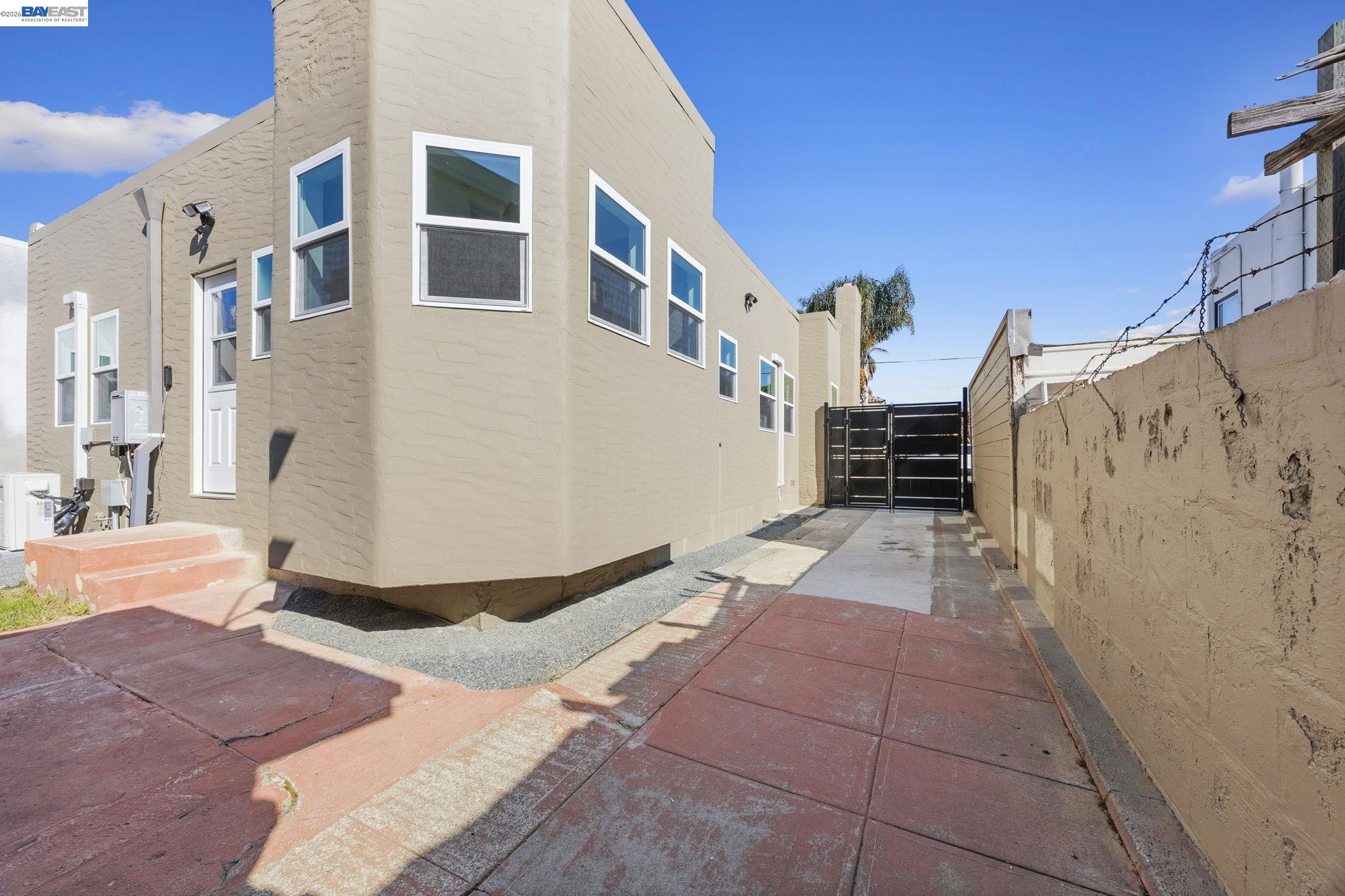 4175 Culver St