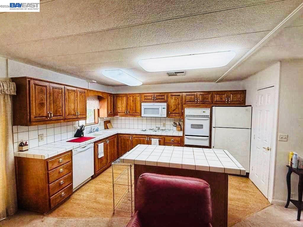 3231 Vineyard Ave SPC 14