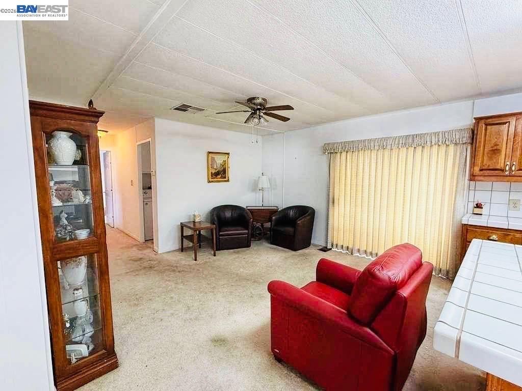 3231 Vineyard Ave SPC 14
