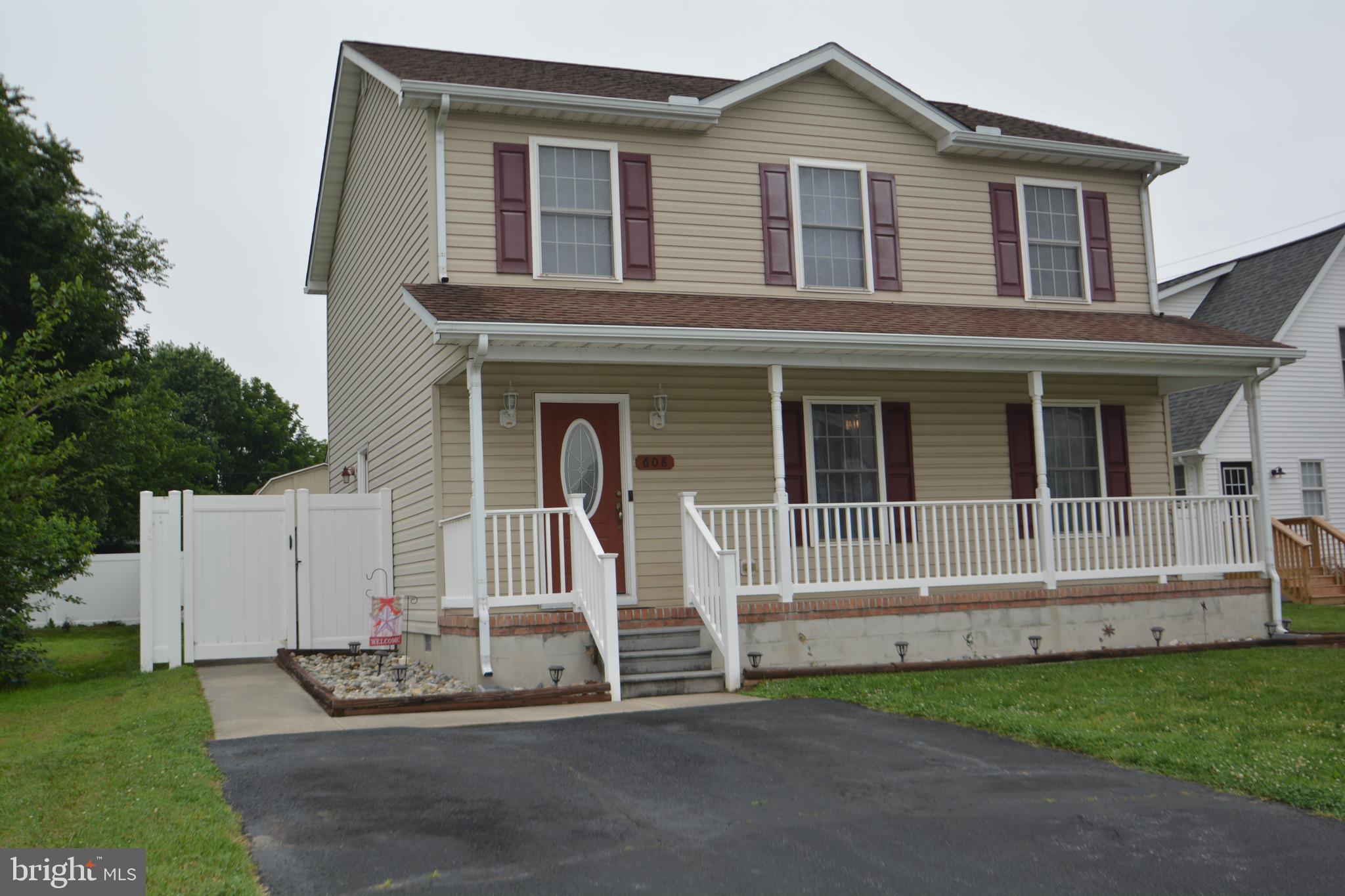 608 LEXINGTON AVENUE