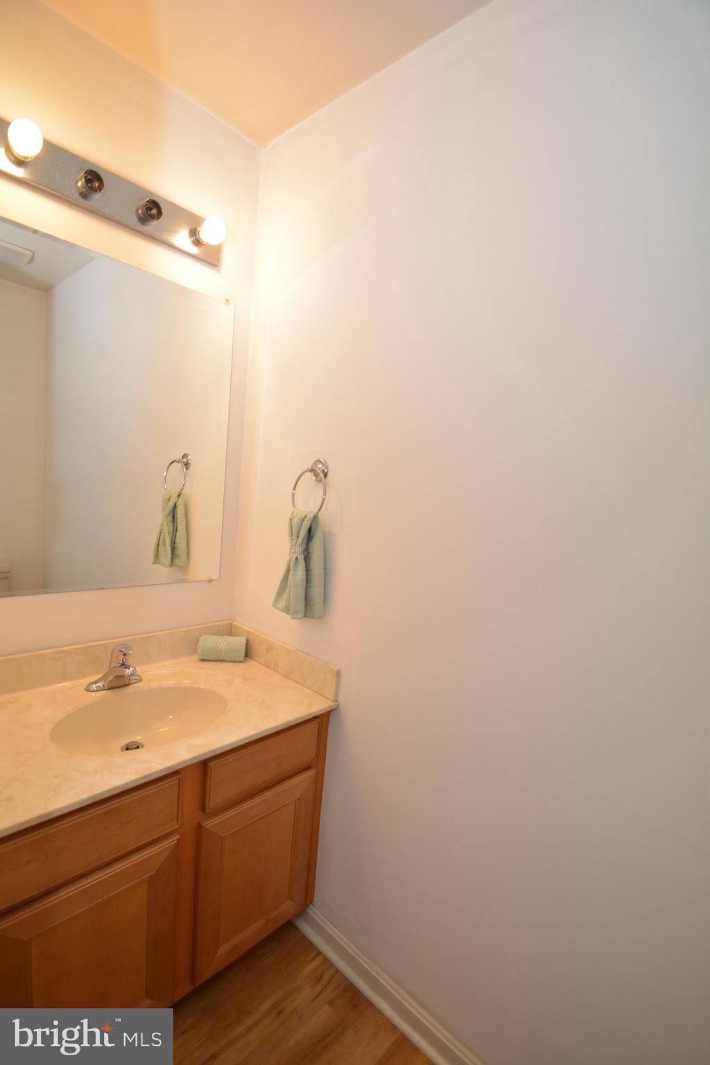 608 LEXINGTON AVENUE