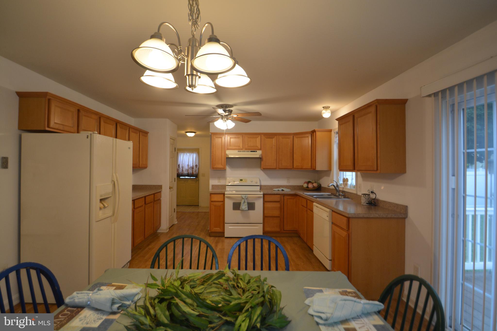 608 LEXINGTON AVENUE