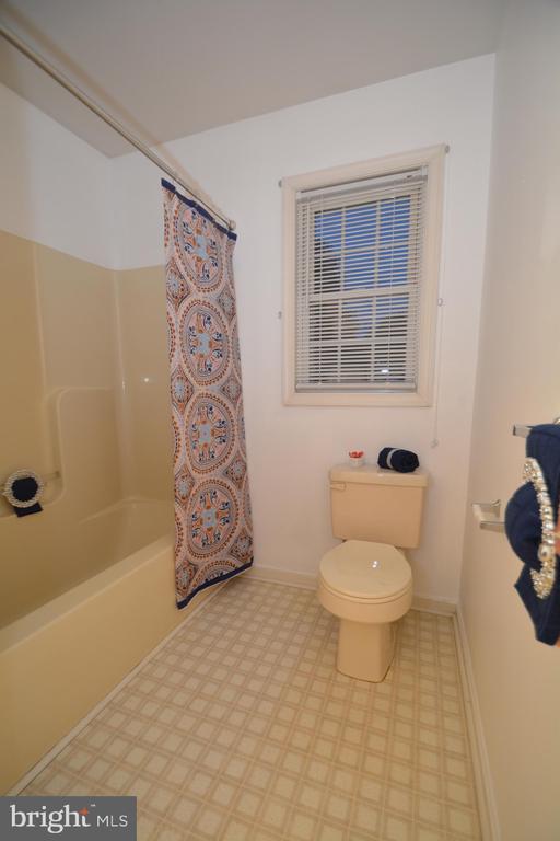 608 LEXINGTON AVENUE