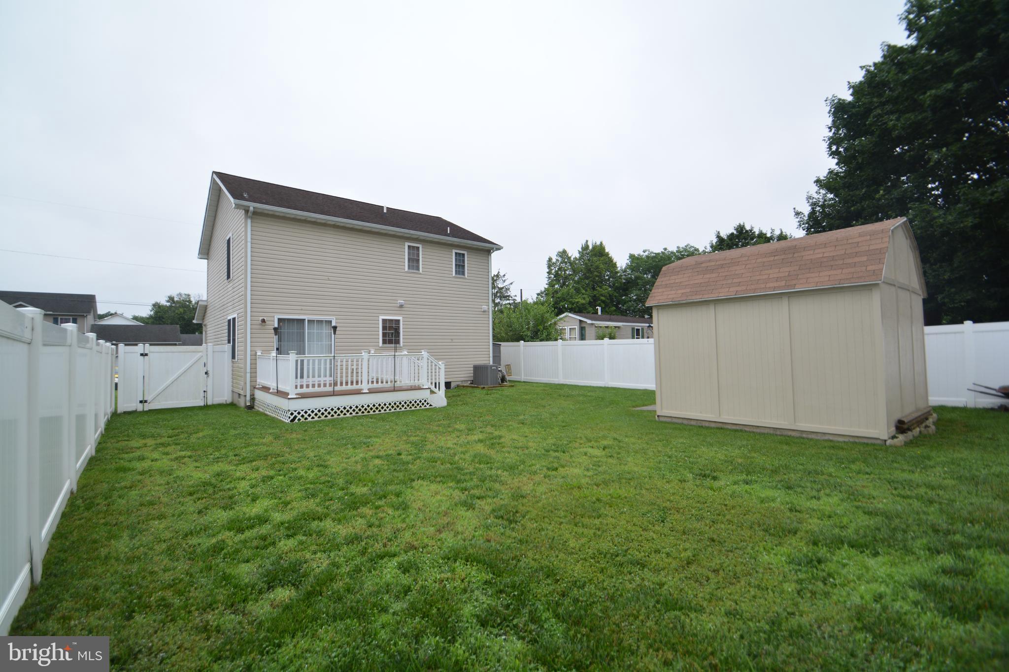 608 LEXINGTON AVENUE