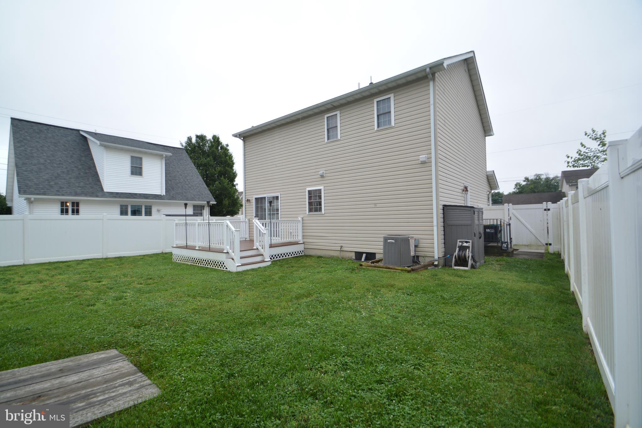 608 LEXINGTON AVENUE