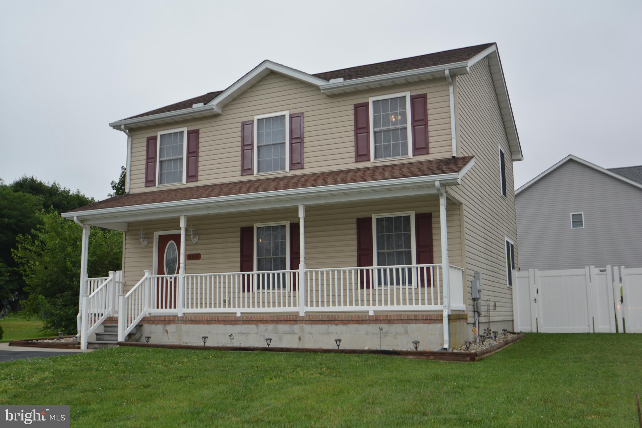 608 LEXINGTON AVENUE