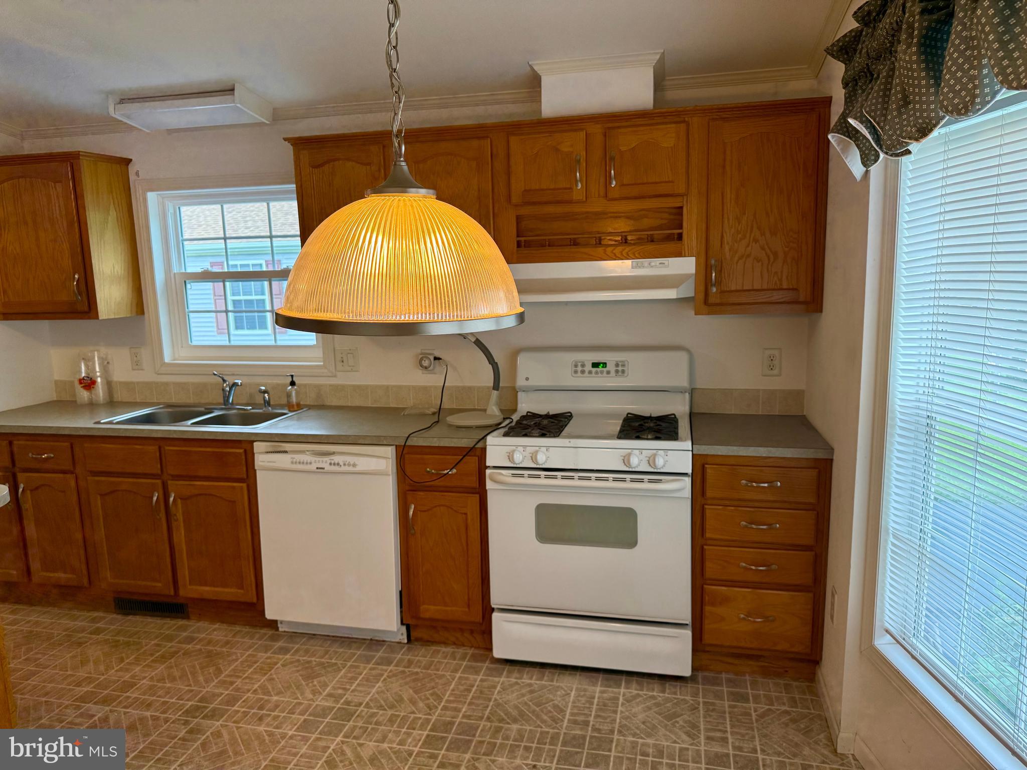 549 WEAVER DRIVE 549