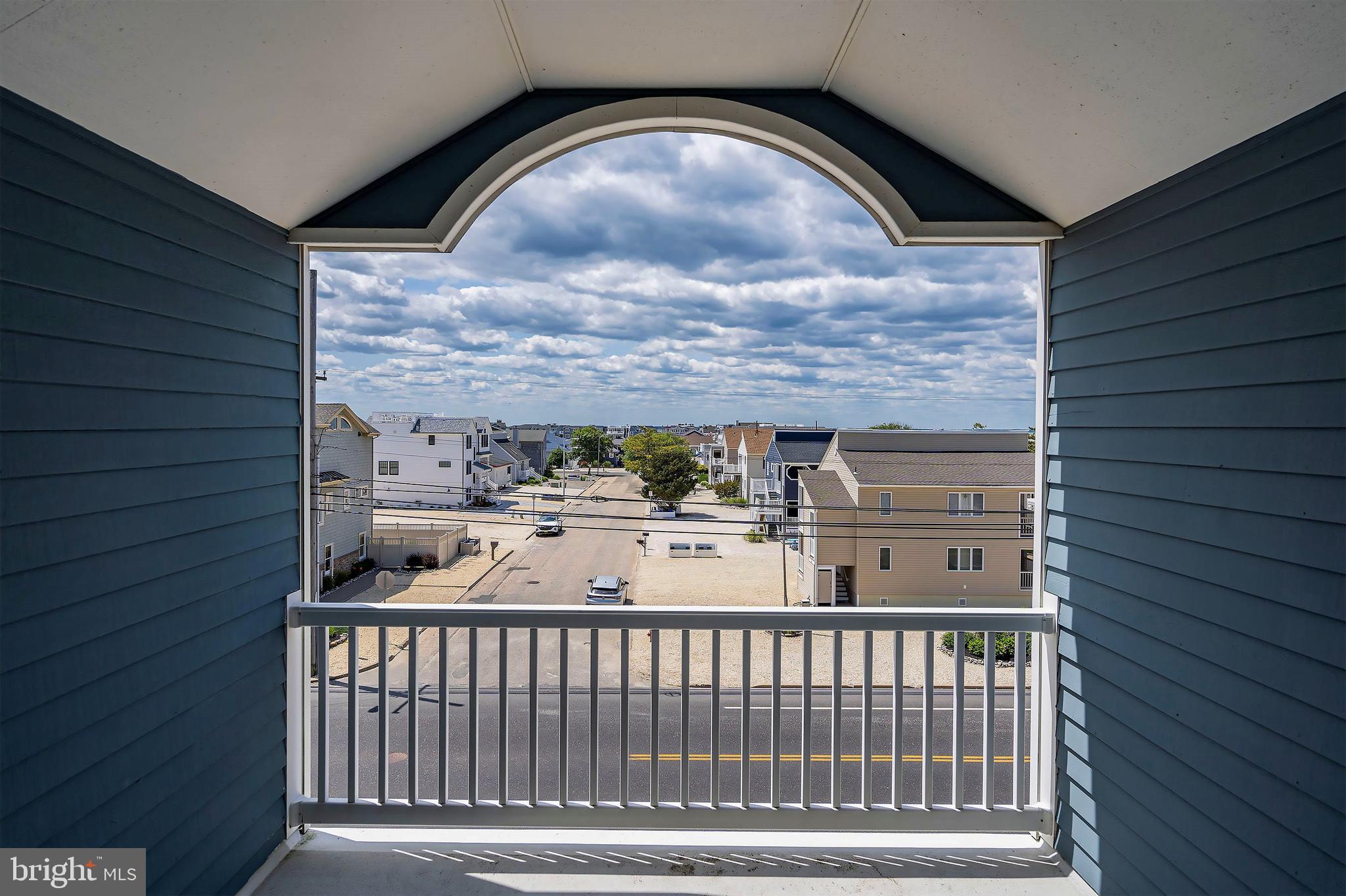 4405 Long Beach Blvd