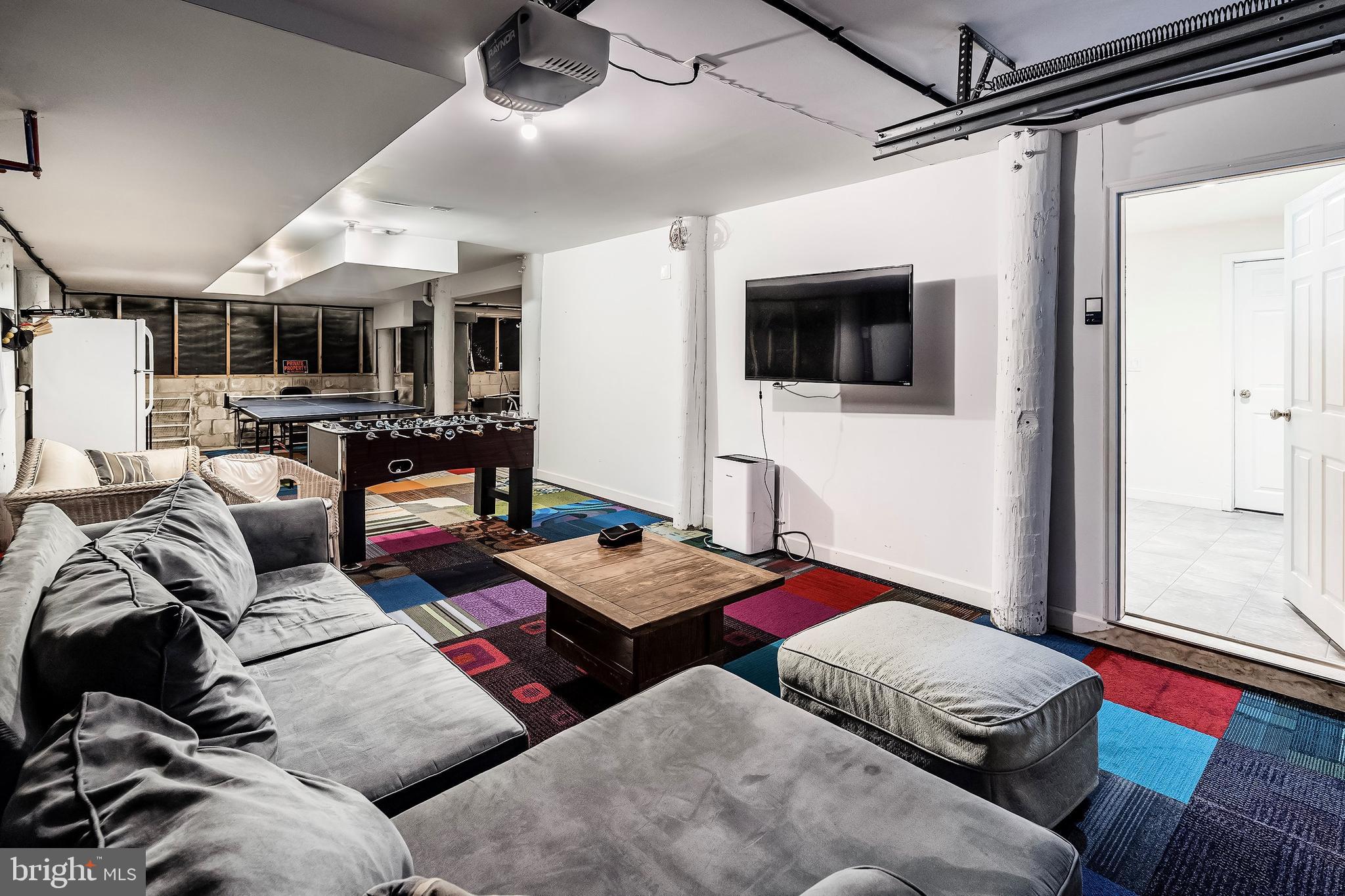 4405 Long Beach Blvd