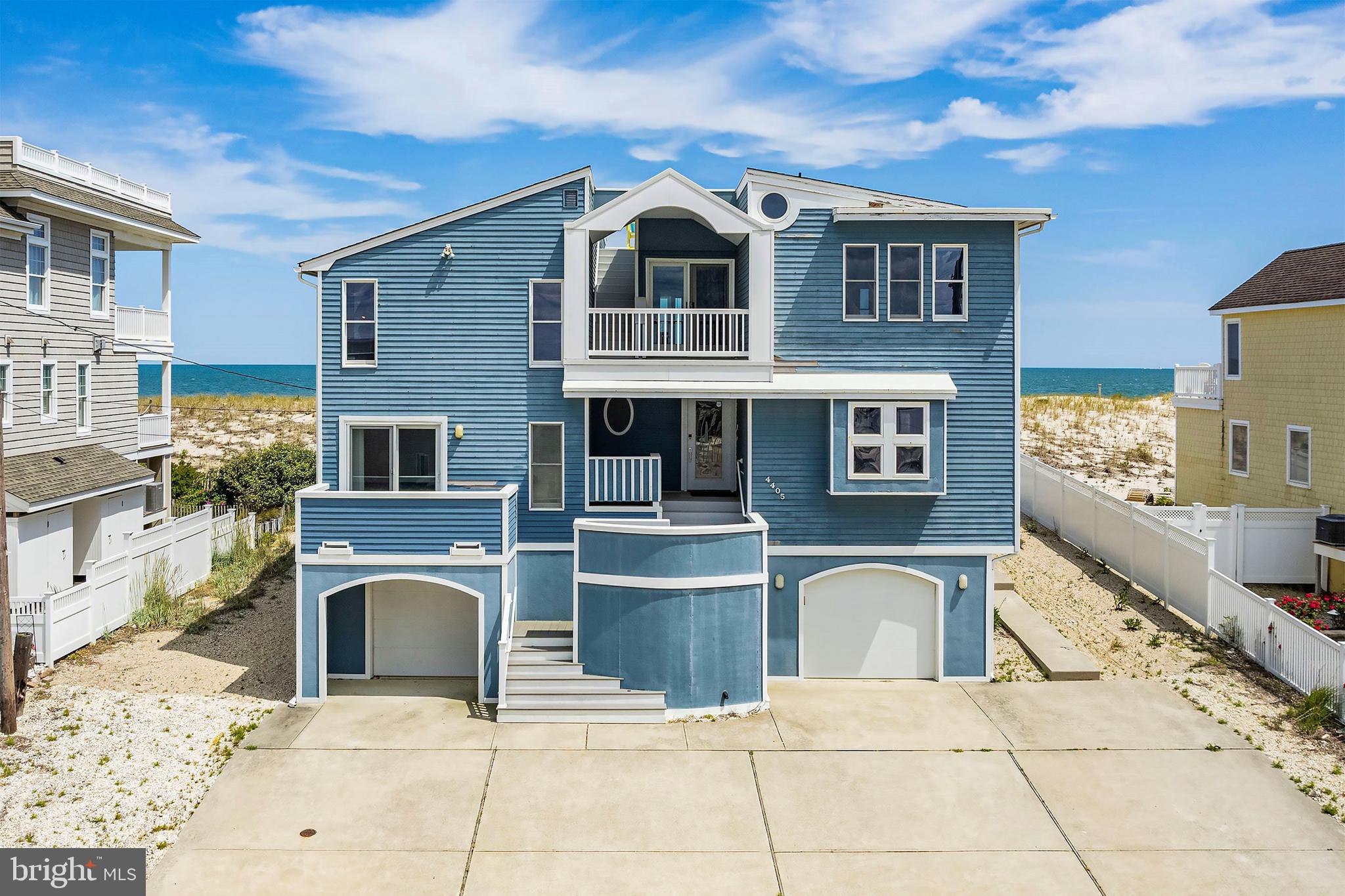 4405 Long Beach Blvd