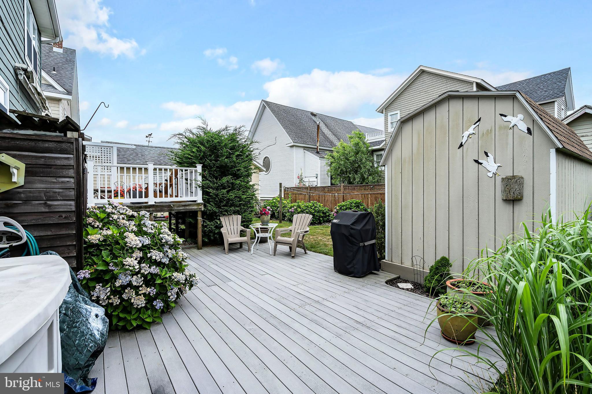 216 4th St