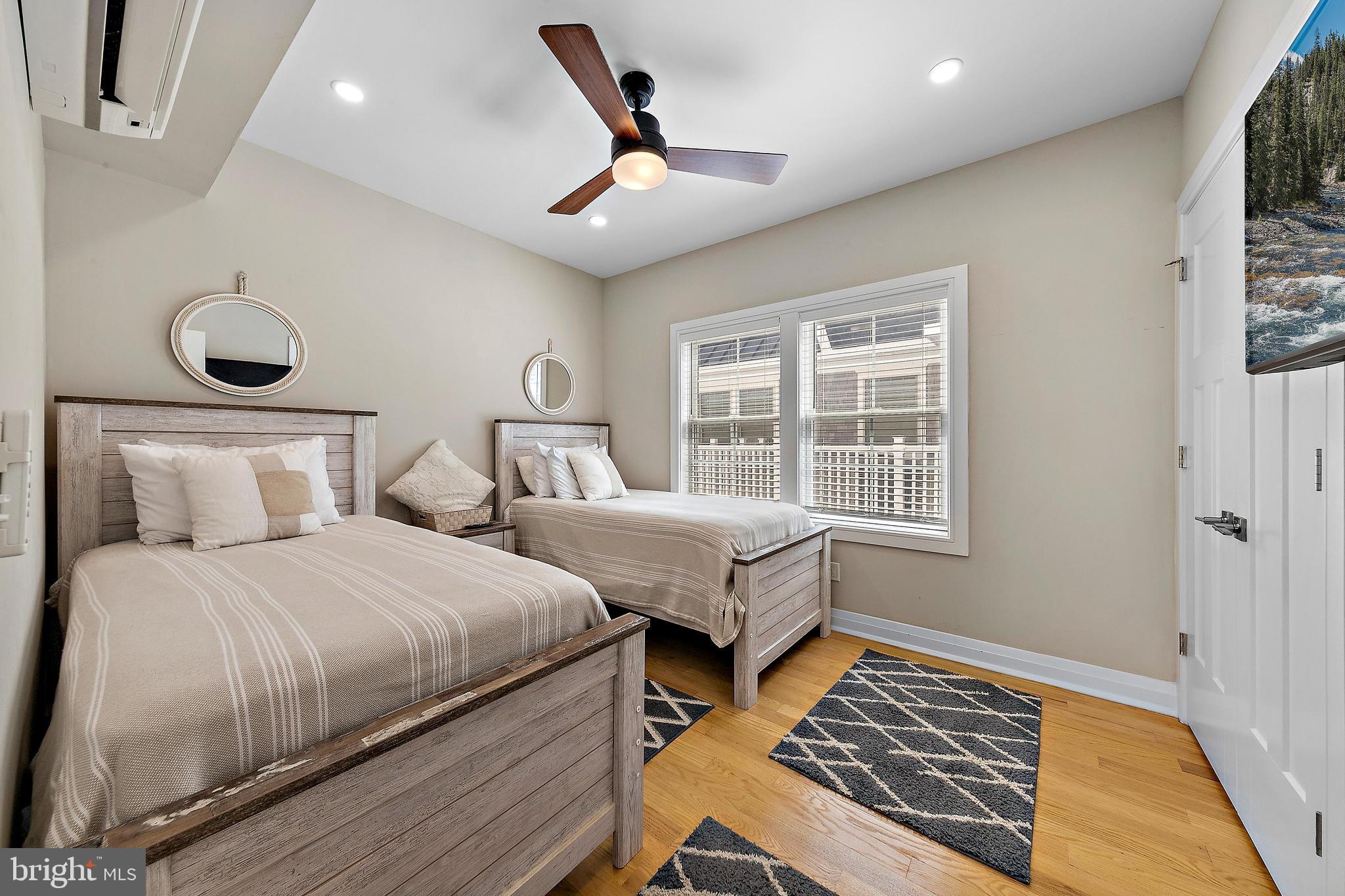 510 N Bay Ave #202