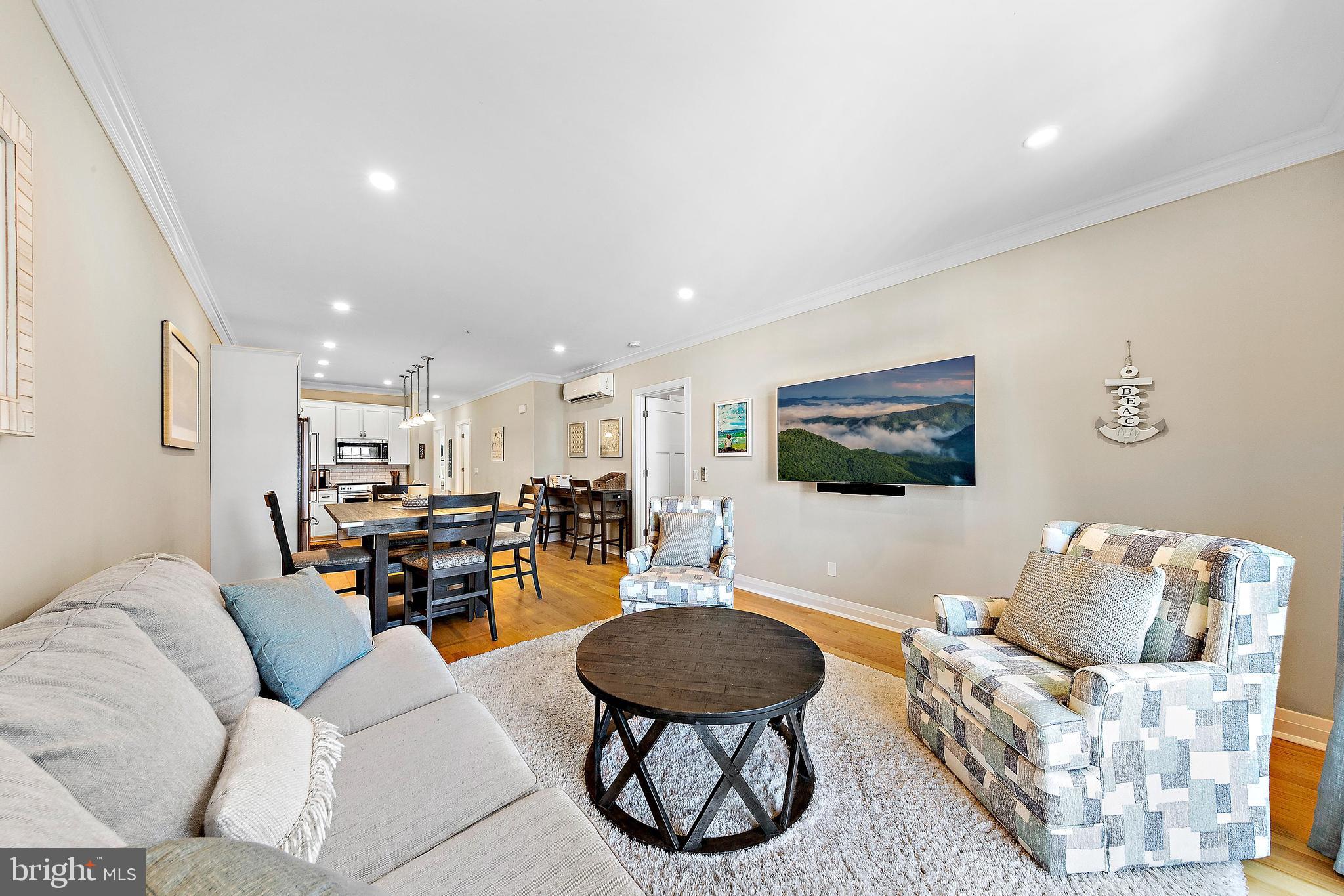 510 N Bay Ave #202