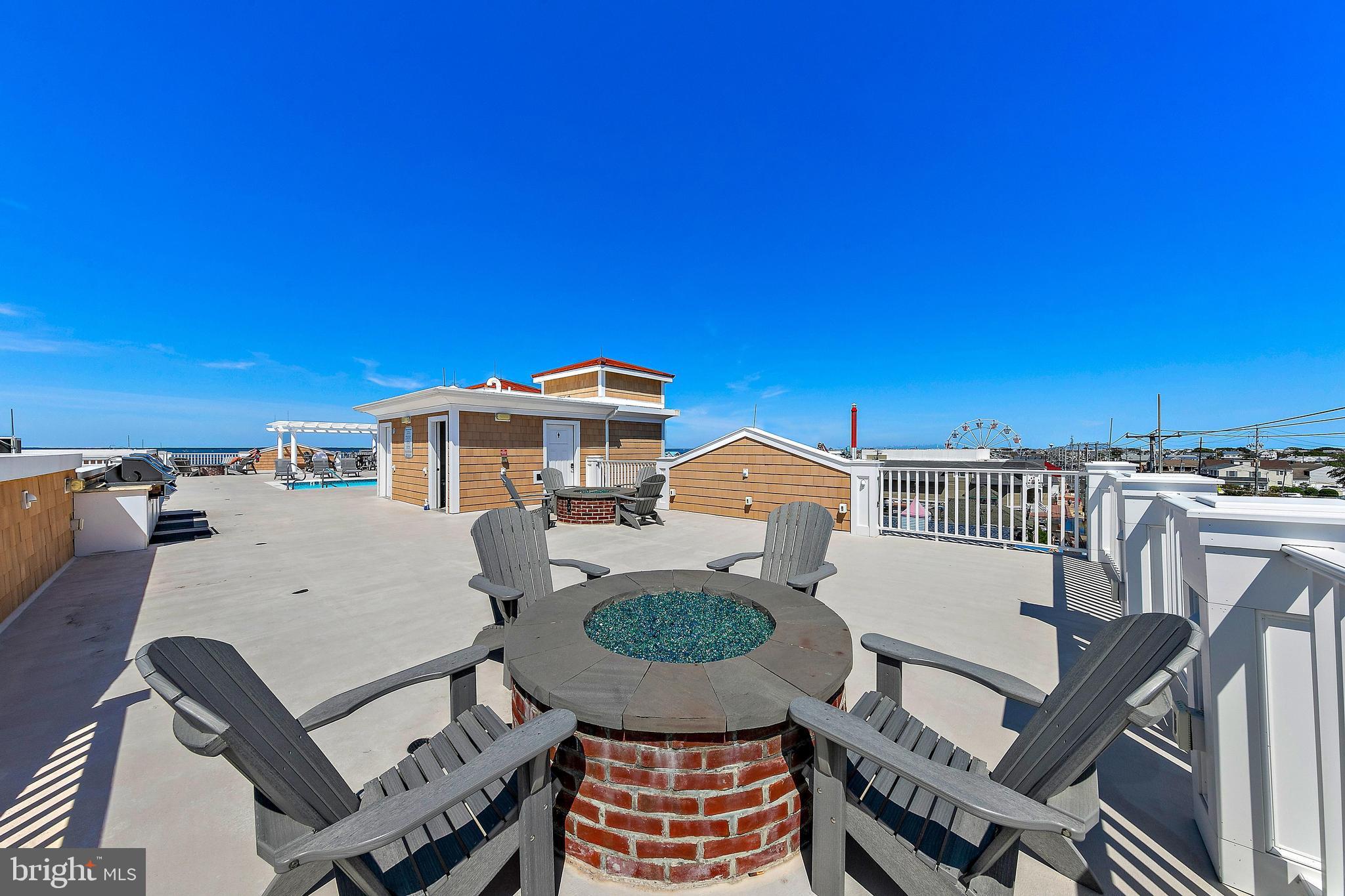 510 N Bay Ave #202