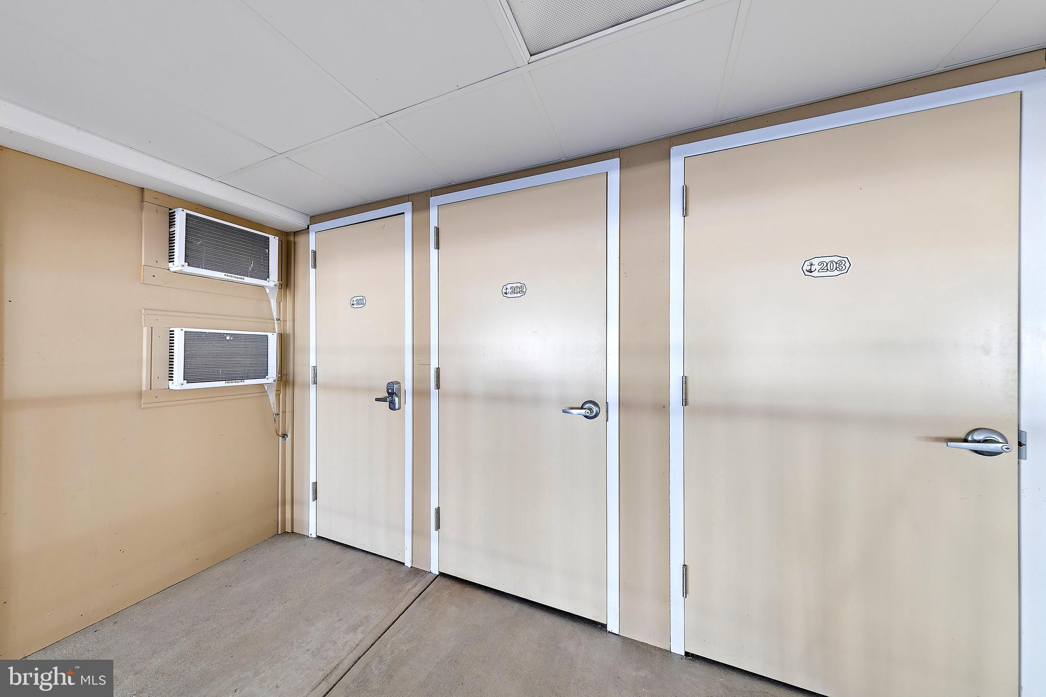 510 N Bay Ave #202