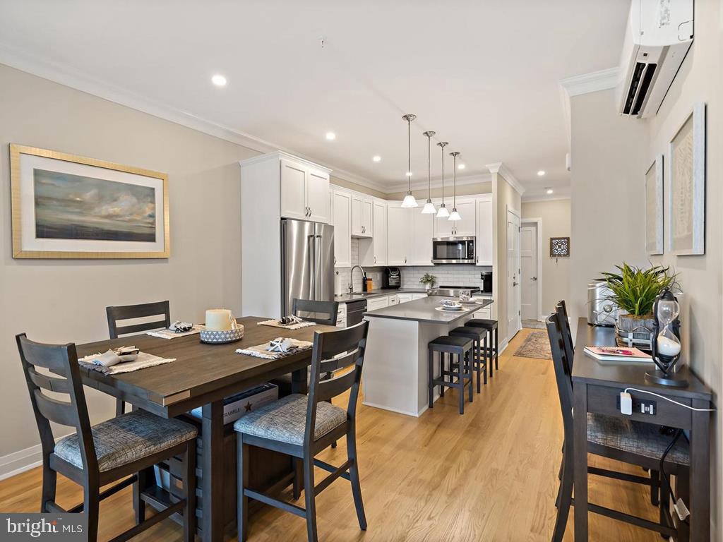 510 N Bay Ave #202