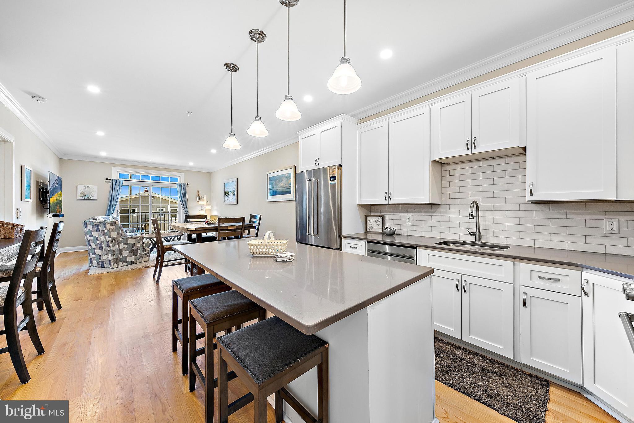 510 N Bay Ave #202